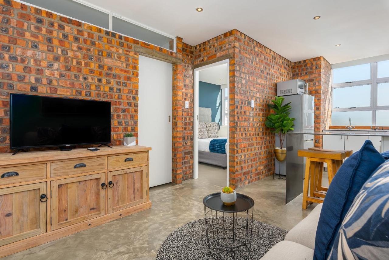 Montclair Apartments Kaapstad Buitenkant foto