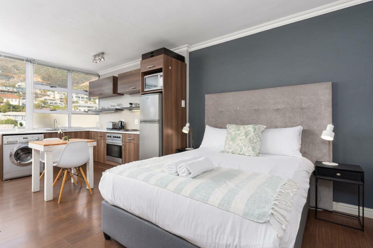 Montclair Apartments Kaapstad Buitenkant foto